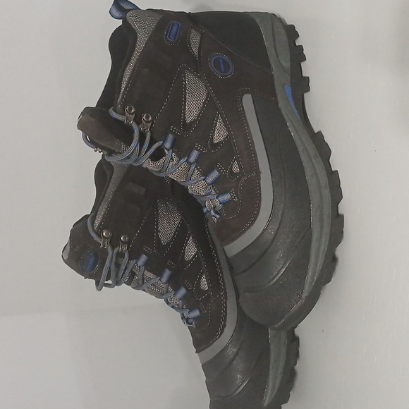 Khombu Men's Black and Gray waterproof  Boots, Sz 12, pre-owned excellent condit - Picture 4 of 9